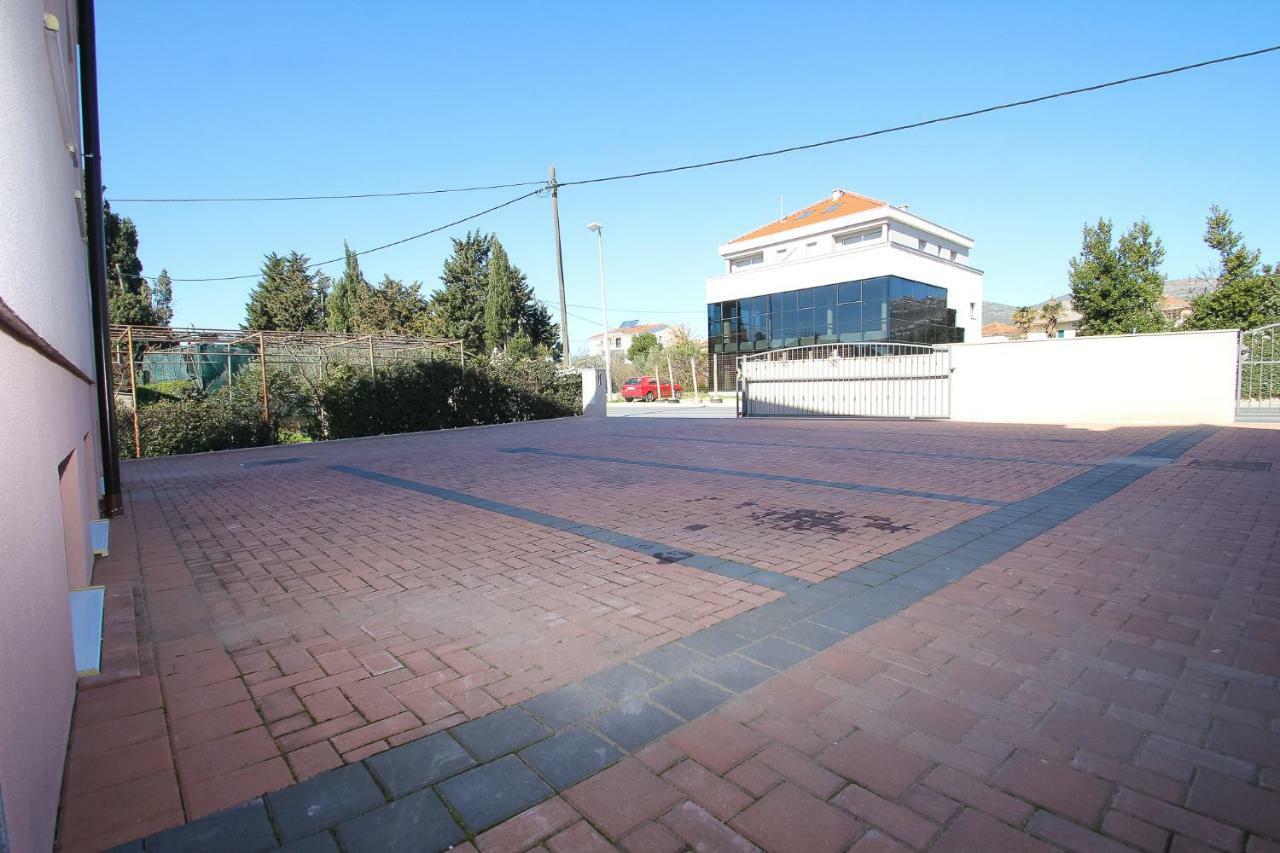 Apartmani Pranjic Kaštela Екстериор снимка
